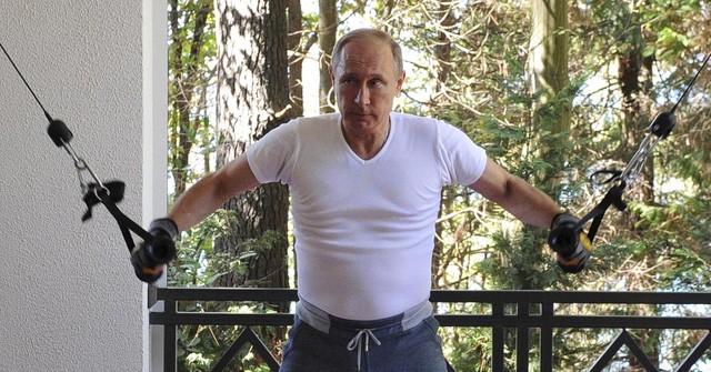 Tổng thống Nga Vladimir Putin là người yêu thích thể thao. Ảnh: Moscow Times.