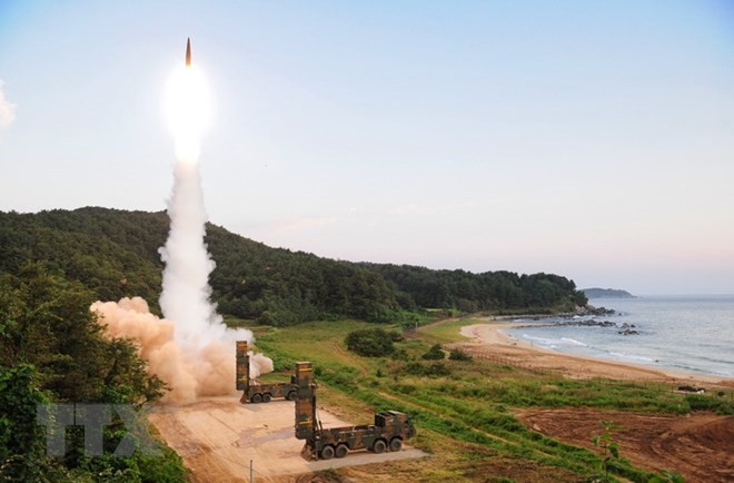 Quân đội Hàn Quốc bắn tên lửa Hyunmoo-2 trong một cuộc tập trận. Nguồn: EPA/TTXVN.