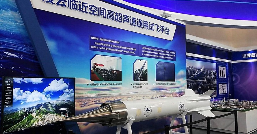 Trung Quốc trình làng tên lửa siêu thanh Lăng Vân -1