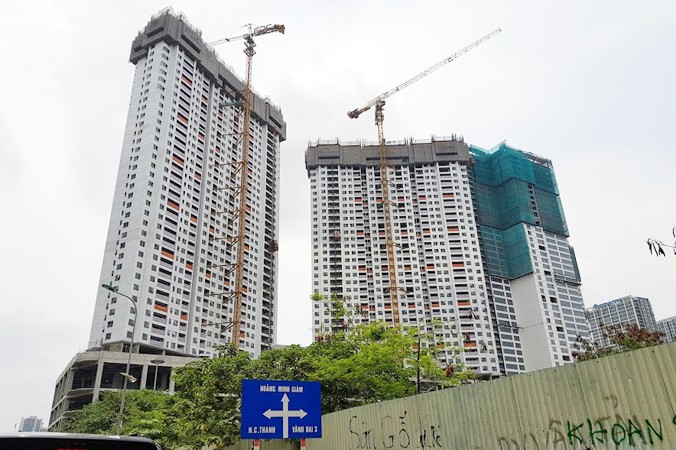 Một dự án xây dựng nhà ở cao tầng trên phố Trần Duy Hưng. Ảnh: Ninh Phan.