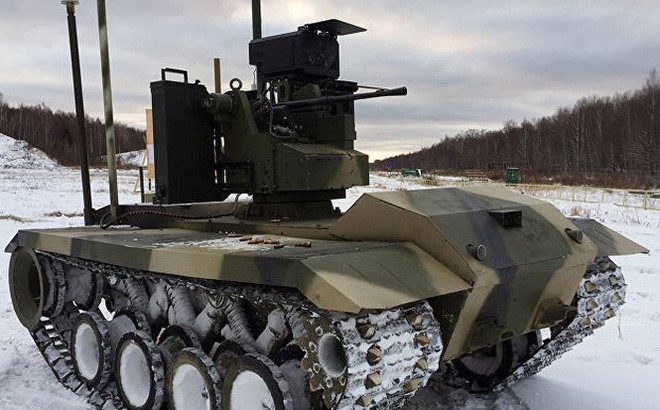 Quân đội Nga chính thức được trang bị Robot chiến đấu Uran-9