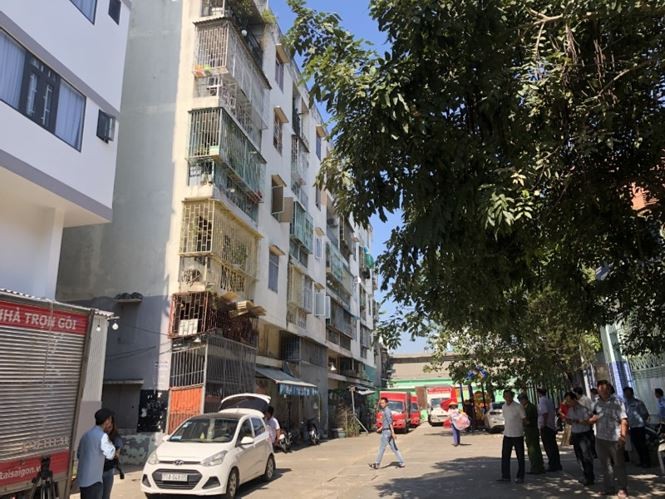 Kiểm định lại chung cư nghiêng nửa mét ở trung tâm Sài Gòn