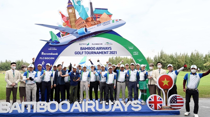 Bamboo Airways Golf Tournament 2021 chính thức khởi tranh.