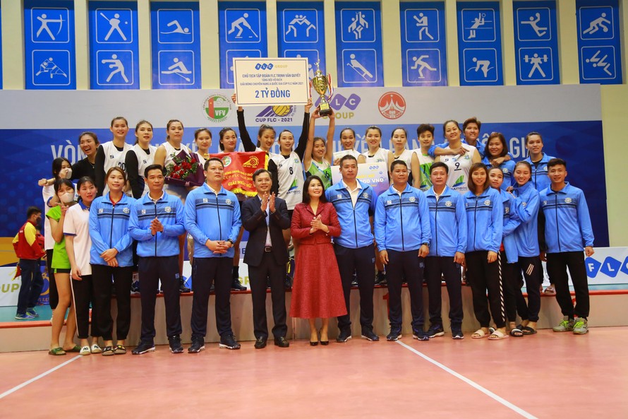 Bóng chuyền hạng A quốc gia cúp FLC 2021: Bamboo Airways Vĩnh Phúc và Vĩnh Long vô địch