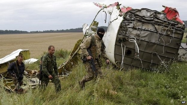 Ai đã bắn hạ MH17?
