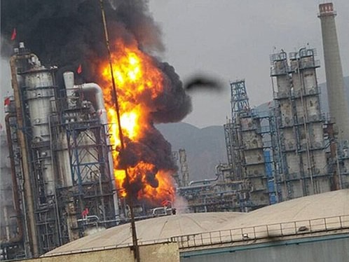 Cháy lớn ở nhà máy lọc dầu Trung Quốc