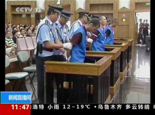 Ba kẻ tấn công ga Côn Minh bị kết án tử hình