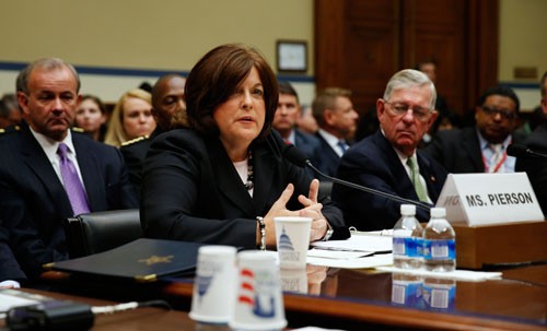 Giám đốc Sở Mật vụ Mỹ Julia Pierson trong buổi điều trần ngày 30/9.