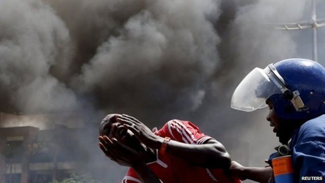 Người biểu tình đụng độ cảnh sát Burundi