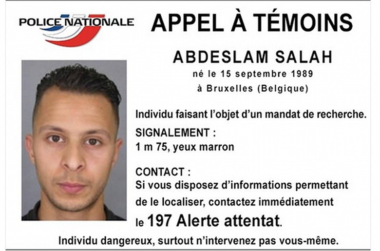 Nghi phạm Adbeslam Salah, 26 tuổi, đang chạy trốn.