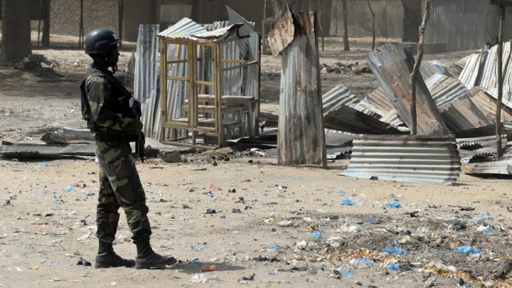 Binh lính Cameroon ở thị trấn Fotokol, gần biên giới Nigeria 
