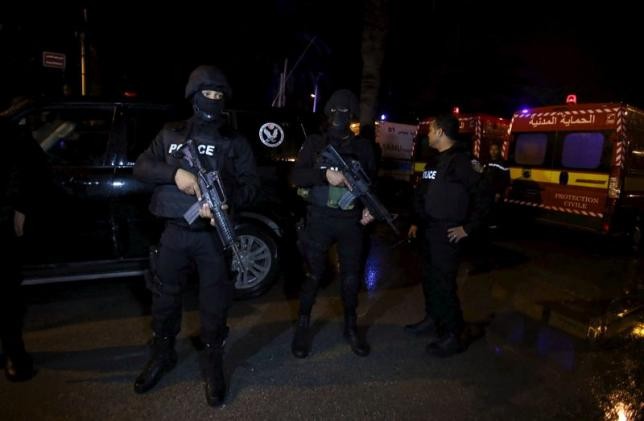 Cảnh sát được triển khai sau vụ đánh bom xe chở vệ sỹ tổng thống Tunisia