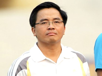Trưởng đoàn bóng đá HA.GL Nguyễn Tấn Anh