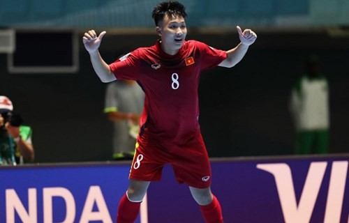 Siêu phẩm của Minh Trí đẹp thứ 2 Futsal World Cup
