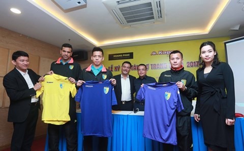 CLB Hà Nội dùng áo đấu xịn nhất V-League