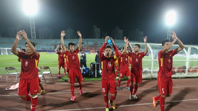 HLV U20 Việt Nam 'thưởng nóng' cho các học trò
