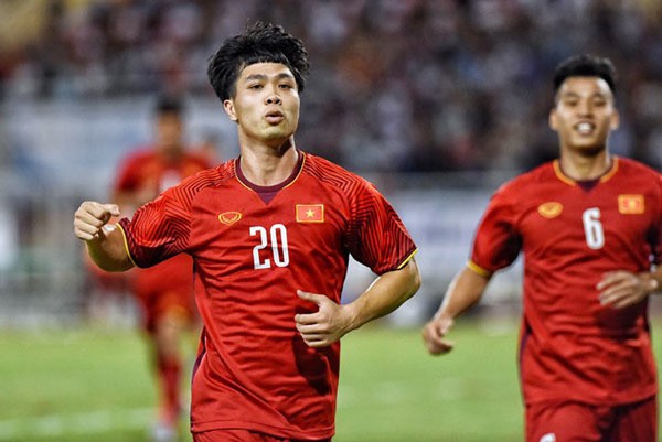 Công Phương xuất sắc nhất trong chiến thắng 2-1 của U23 Việt Nam trước U23 Palestine tối 3/8.