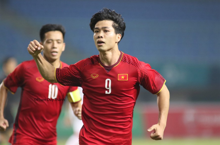 Công Phượng ghi bàn duy nhất giúp Olympic Việt Nam vượt qua Bahrain để vào Tứ kết Asiad 2018.