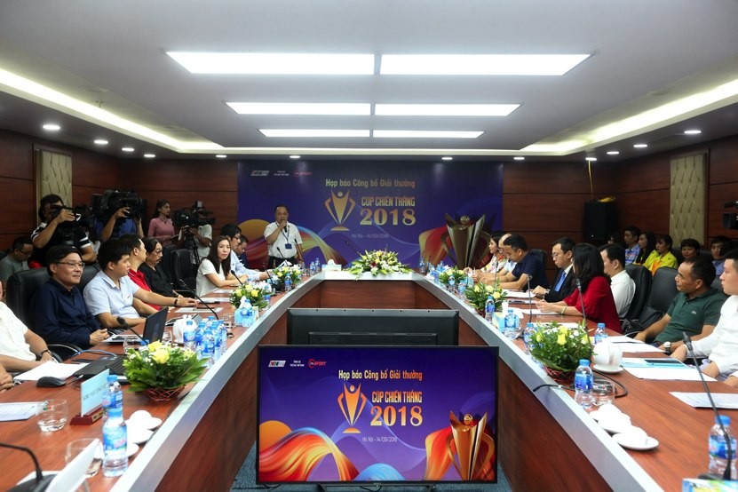 Toàn cảnh lễ công bố Cúp Chiến thắng 2018 sáng 14/9 tại Hà Nội.