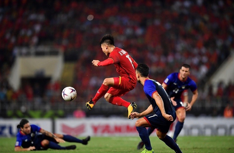 Tuyển Việt Nam đánh bại Philippines 2-1 ở trận lượt về để giành vé vào Chung kết AFF Cup 2018.