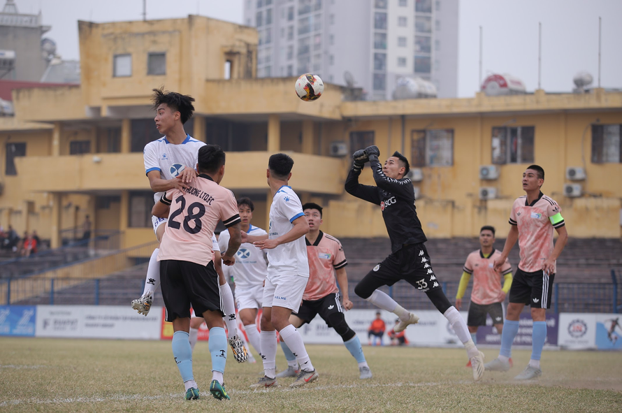 Giải đấu diễn ra sôi động với nhiều trận đấu chất lượng cao mang đúng tính chất bóng đá "phủi" Hà Nội.
