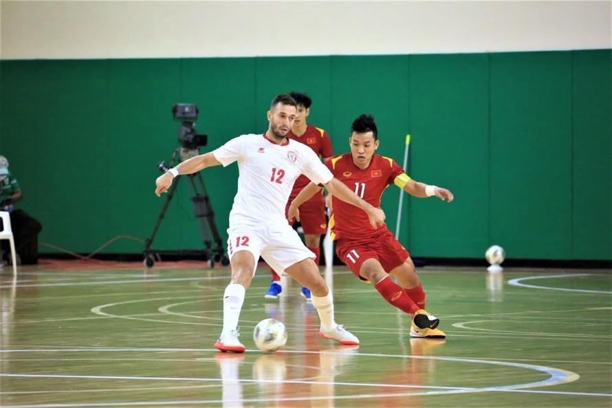 Các tuyển thủ futsal Việt Nam đã có trận đấu rất nỗ lực trước Lebanon. 