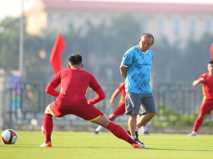 HLV Park Hang-seo muốn U23 Việt Nam tập trung tối đa cho chuyên môn trước cuộc đối đầu U23 Indonesia. (ảnh Anh Tú)