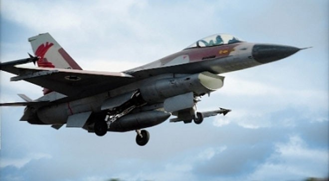 Không quân Israel tấn công hệ thống S-300 Syria?