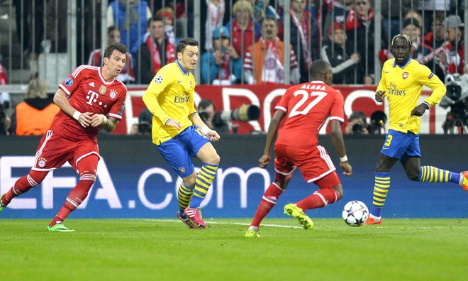 Bayern - Arsenal (1-1): Vỡ mộng ở 'hang hùm'