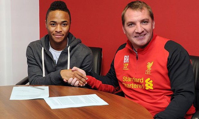 Ban lãnh đạo Liverpool chuẩn bị đề nghị Sterling gia hạn hợp đồng 