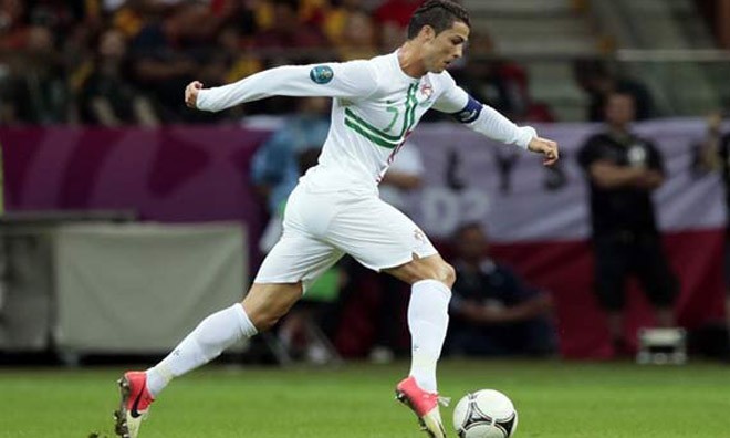 Ronaldo có phải 'siêu xe' trên sân bóng?