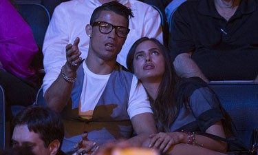 TIN NHANH World Cup tối 11/6: Ronaldo được thoải mái... sex 