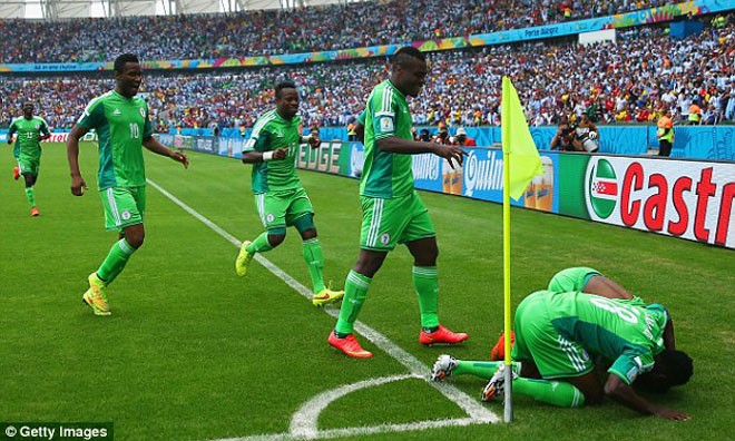 Sợ cầu thủ đình công, Nigeria tức tốc 'bơm' tiền để giải nhiệt