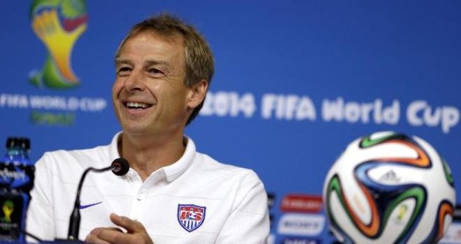 Hãi trọng tài Algeria, Klinsmann chỉ trích FIFA