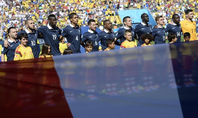 FIFA cố tình chơi khăm 'chú lùn' Mathieu Valbuena