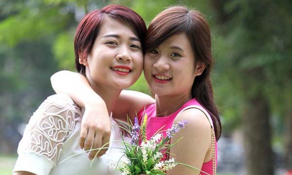 Đôi bạn thân dự thi Hoa hậu Việt Nam