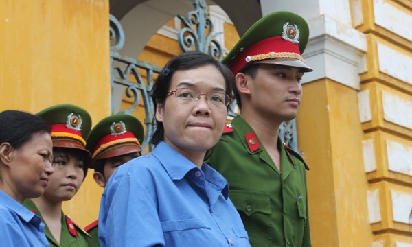 Huyền Như tại phiên tòa sáng ngày 27/12. Ảnh Việt Văn 