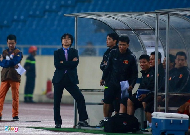 HLV Miura thừa nhận hàng công của Olympic Việt Nam chơi chưa tốt. Ảnh: Zing