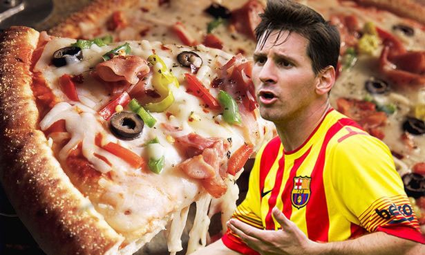 Hết 'nghiện' pizza, Messi thăng hoa trở lại