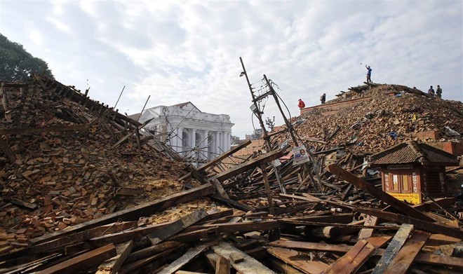 Cảnh hoang tàn ở thủ đô Kathmandu sau trận động đất kinh hoàng.
