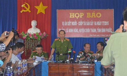 Thượng tướng Lê Quý Vương, Thứ trưởng Bộ Công an chủ trì cuộc họp báo công bố thông tin về vụ thảm sát.