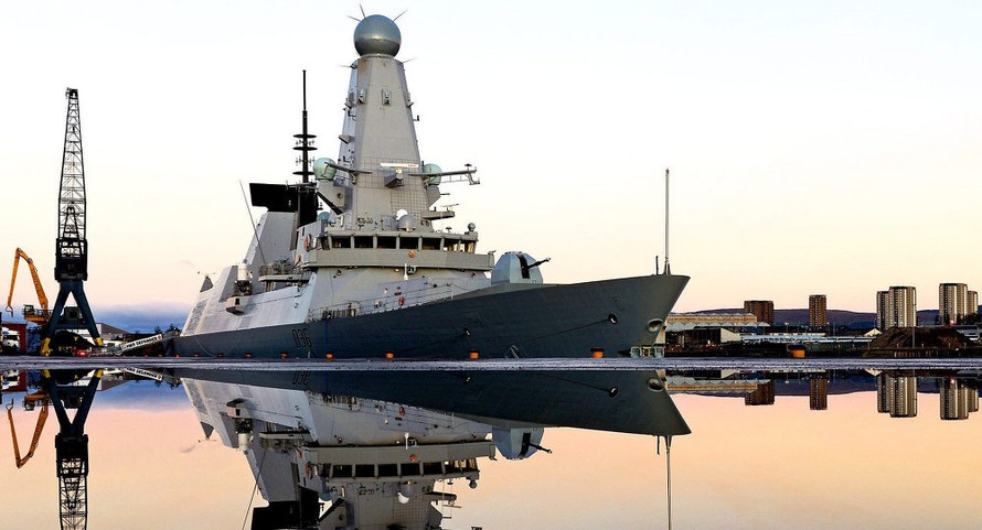 Một tàu khu trục hiện đại của Hải quân hoàng gia Anh (Ảnh: Flickr)