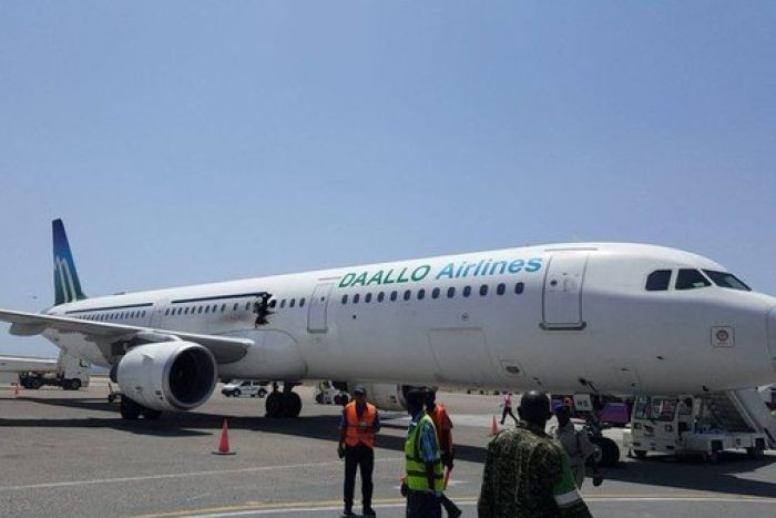 Máy bay của hãng hàng không Daallo Airlines bị thủng thân