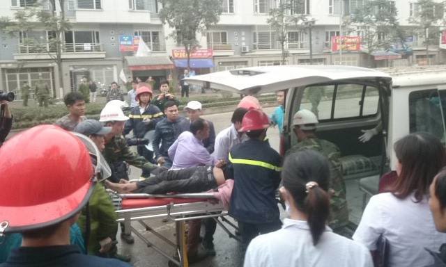 Cận cảnh giải cứu nạn nhân vụ nổ lớn ở Hà Đông