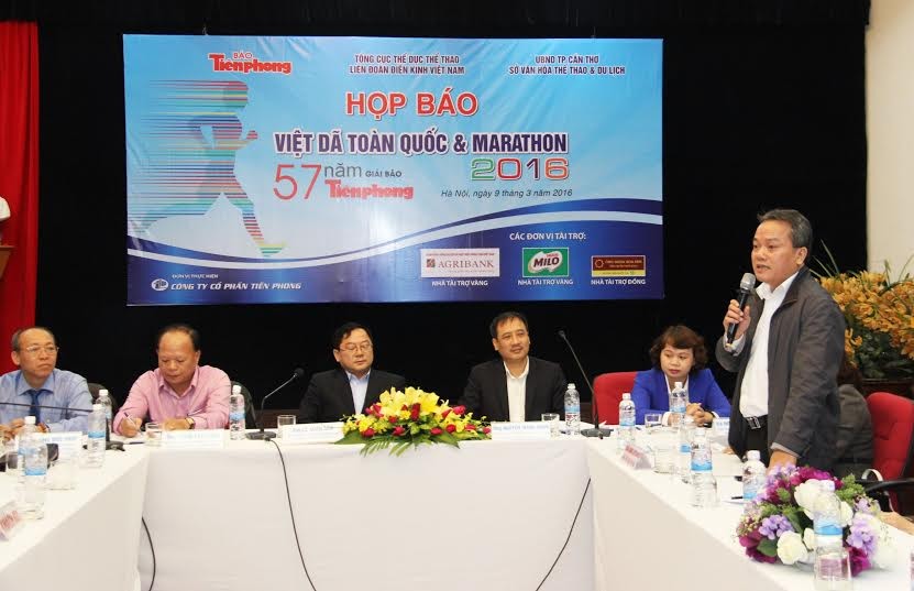 Buổi họp báo giới thiệu giải Việt dã Tiền Phong. Ảnh: Như Ý