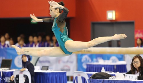 'Nữ hoàng thể dục' Hà Thanh đoạt 2 HCB giải thế giới