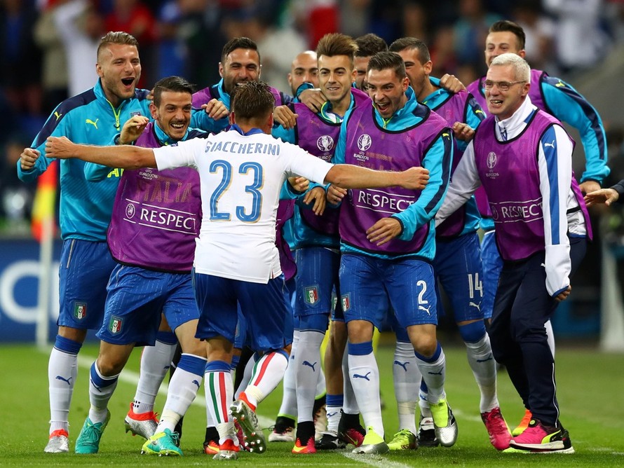 'Italia thắng vì sự khiêm tốn và đức hy sinh'