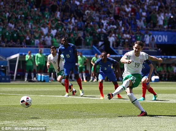 [VIDEO] Mục kích bàn thua sốc của tuyển Pháp