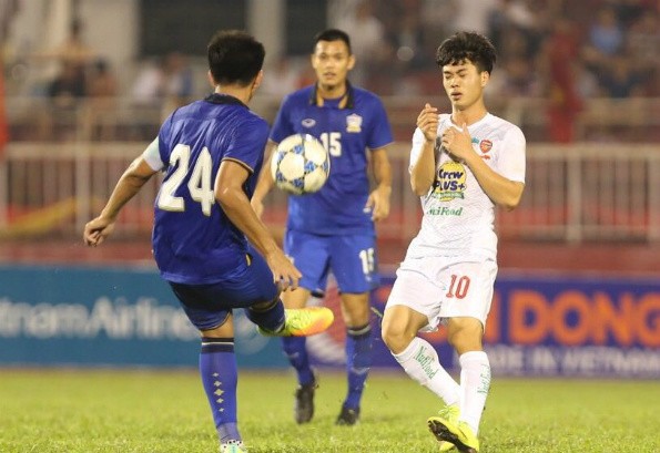 Công Phượng và các đồng đội ở U21 HAGL bại dưới tay U21 Thái Lan. Ảnh: Vnexpress