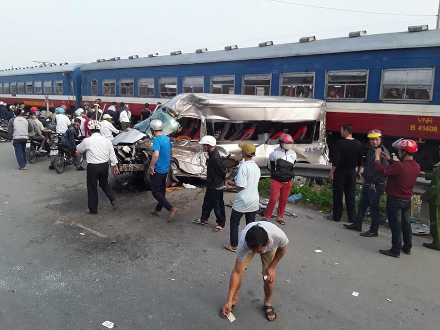 Vụ tai nạn xảy ra tại Vụ Bản – Nam Định vào ngày 4/2 ảnh: otofun